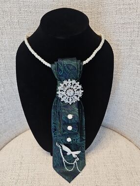 Custom Made Green & Blue Paisley Necktie Necklace w/Crystal Rhinestones & Pearls